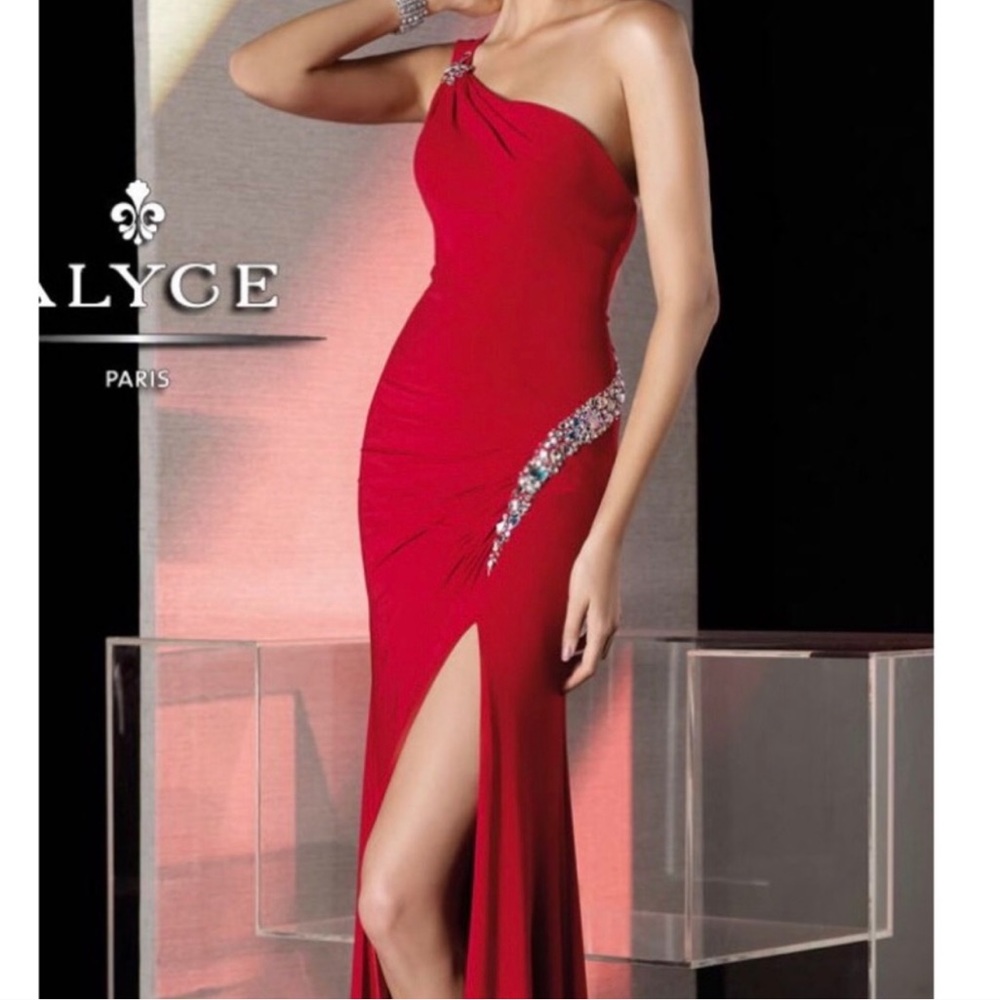 Alyce Paris Red Prom Dress